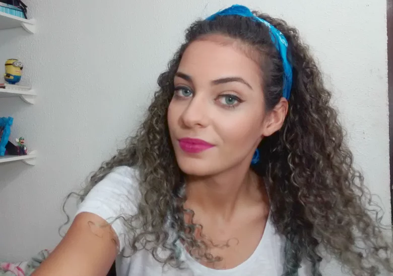 cabelo+cacheado+cilios+posticos