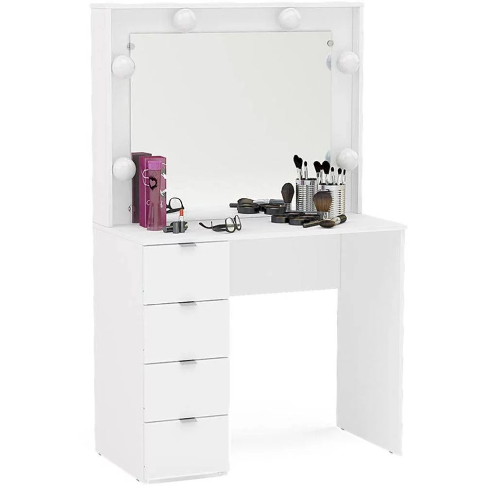 A minha penteadeira anterior era parecida com essa. Eu usava como mesa de estudos e penteadeira e ela não era no estilo camarim e foi a Rustika Design.